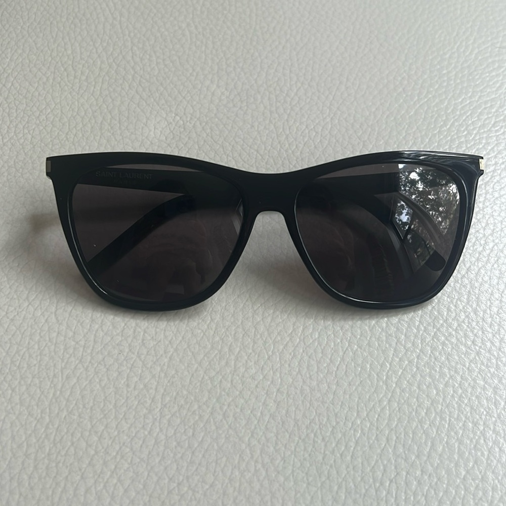 Saint Laurent SL 526 Black Cat Eye Sunglasses, with case
